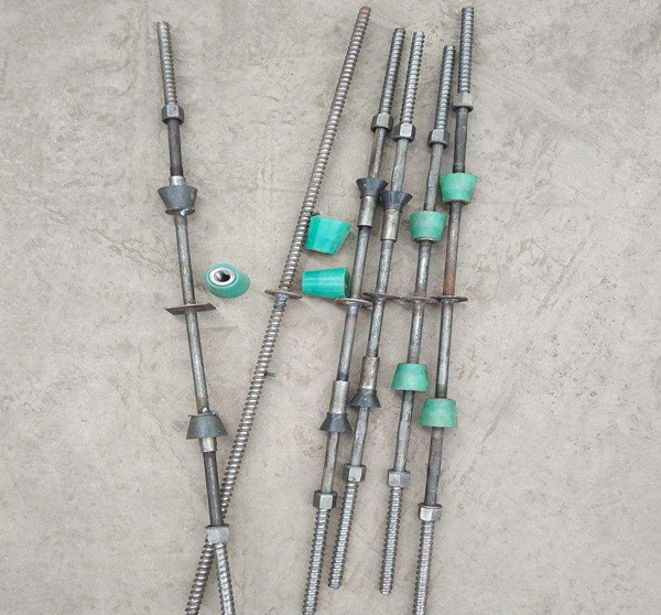 三段式止水螺桿規(guī)格及檢查標(biāo)準(zhǔn)(圖1) 三段式止水螺桿規(guī)格及檢查標(biāo)準(zhǔn)(圖1)