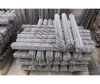 使用新型止水螺桿如何支模板的？(圖1)