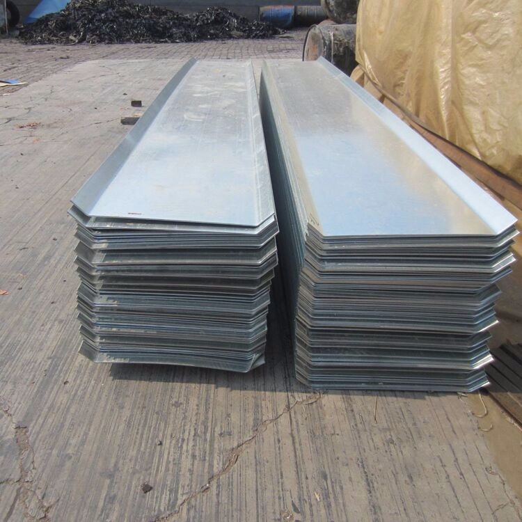 河南止水鋼板廠家的生產(chǎn)技術(shù)及質(zhì)量要求(圖1) 河南止水鋼板廠家的生產(chǎn)技術(shù)及質(zhì)量要求(圖1)