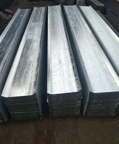 河南止水鋼板廠家對(duì)止水鋼板的生銹處理(圖1)